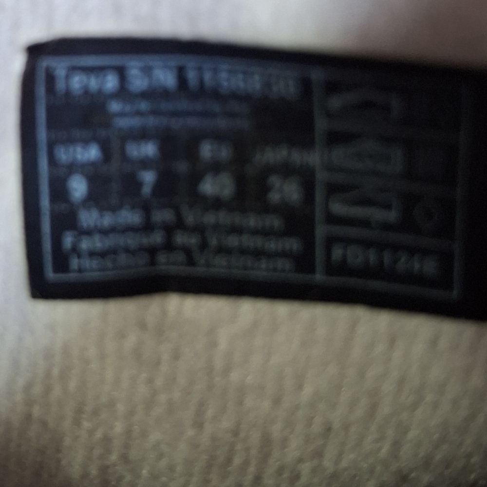 Teva Reember Quilted Gray Women's Ankle Winter Boots Size 9. - Picture 8 of 8